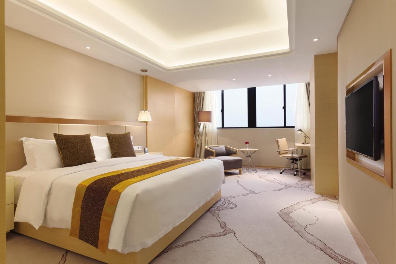 Hotel Ramada By Wyndham Enping Exterior foto